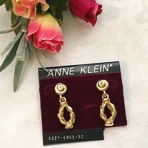 🌟NWT Anne Klein Gold Dangle Rope Earrings🌟